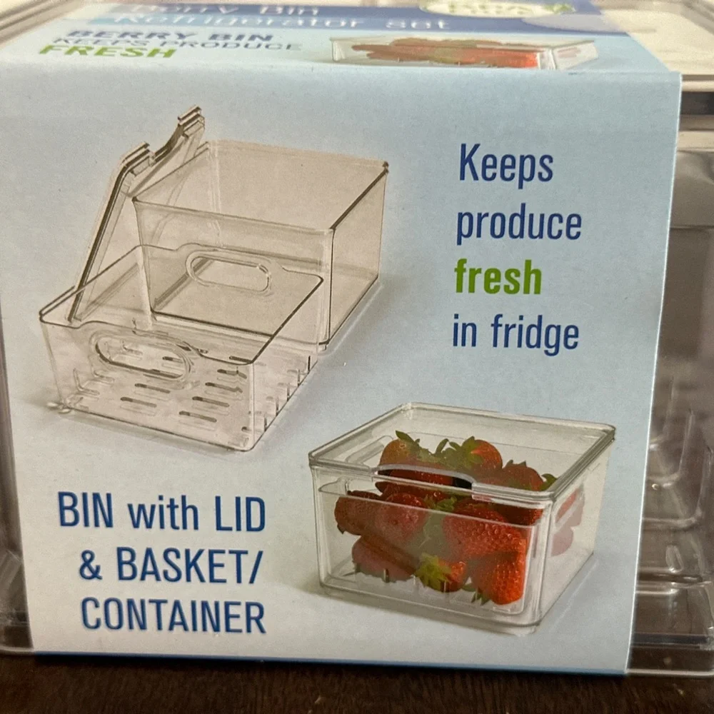 Clear Berry Storage Bin with Lid and Basket